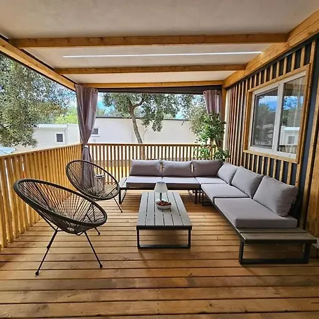 Paradiso Mobile Apartment