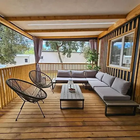 Paradiso Mobile Apartment
